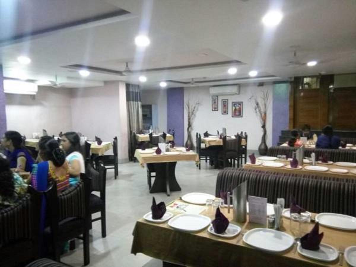Hotel Shree Pushpak Raigarh Dış mekan fotoğraf